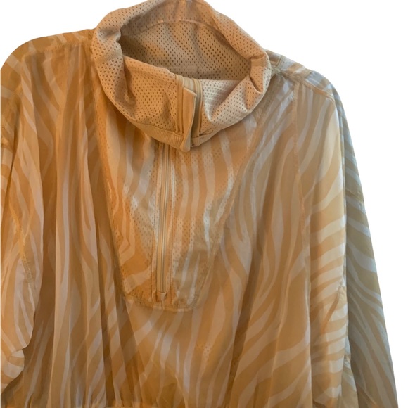 Free People Movement Tan Zebra Print Dolman Sleeve Pullover Windbreak - Picture 7 of 11